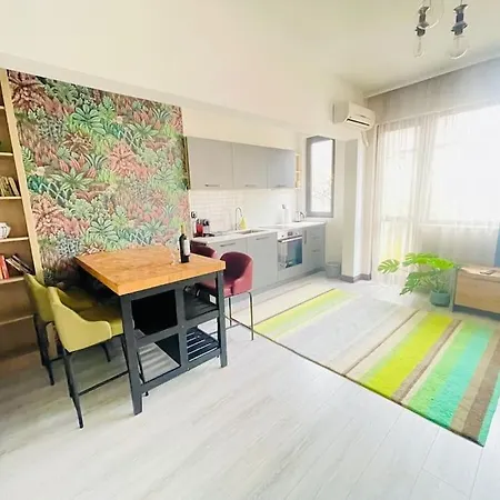 елена Apartment *